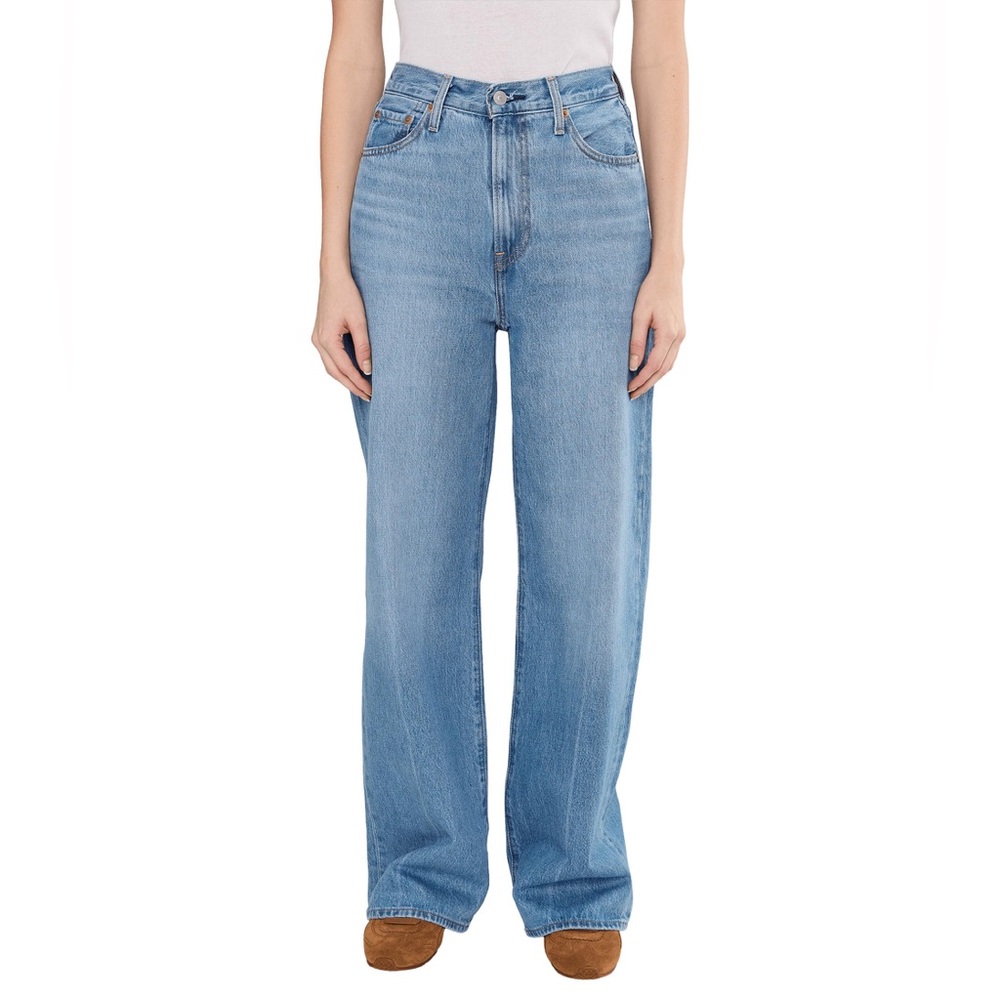 NWOT Levi Ribcage Wide Leg Jeans Size 32 x 32
